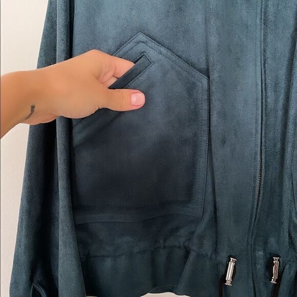 ⭕️ BCBGMAXAZRIA Set 2 Piece Jacket and Shorts Green Suede Small XS - Picture 5 of 10